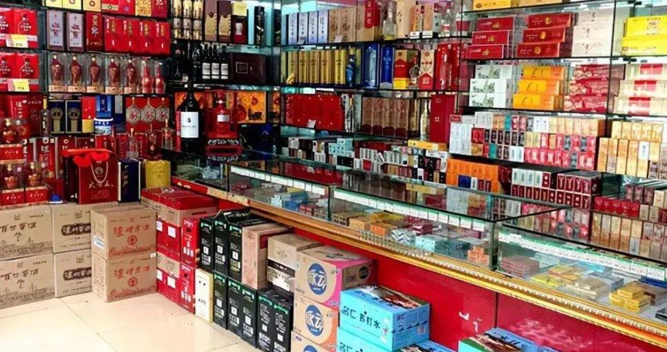 山东烟酒店老板卖酒40年,拆穿5个白酒谣言,看完学到了